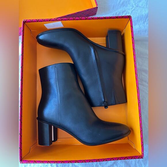 Tory Burch Brooke Stamped Heel Bootie NWT - Picture 8 of 15